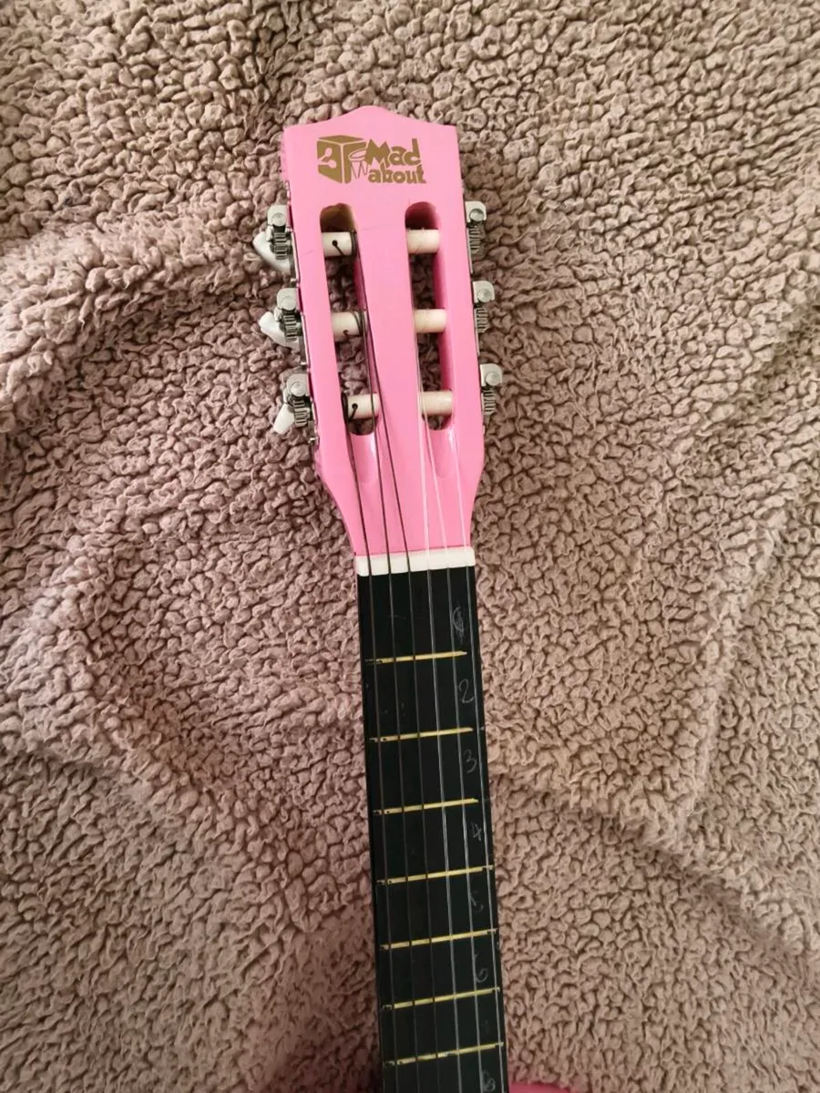 guitars - Image 4