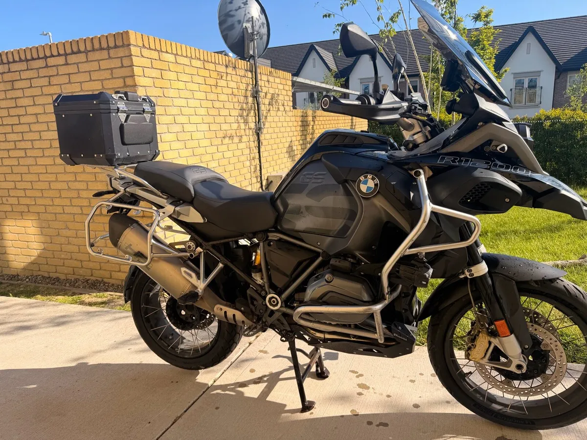 BMW r1200 Gs adventure GSA TRIPLE BLACK - Image 2