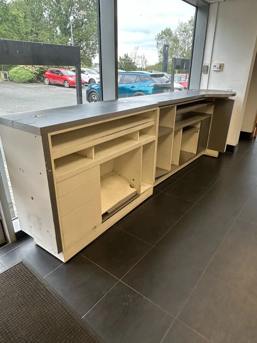 Counter - Image 1