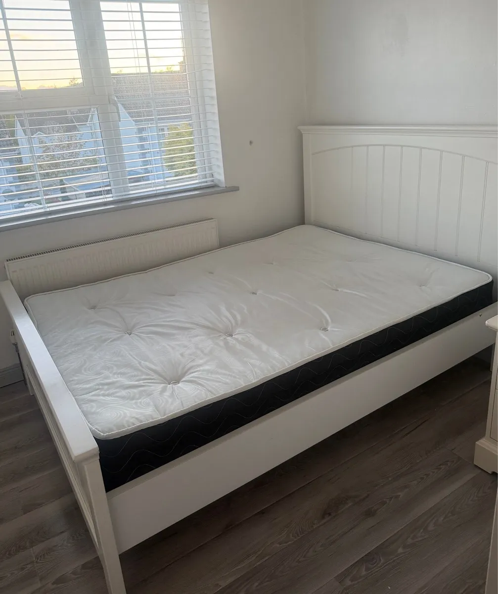 White Double bed with mattress - Image 1