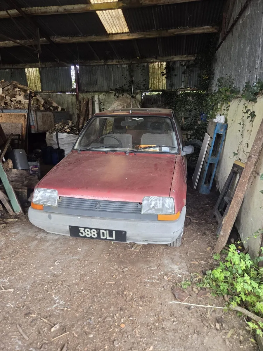 1984 Renault 5 - Image 1