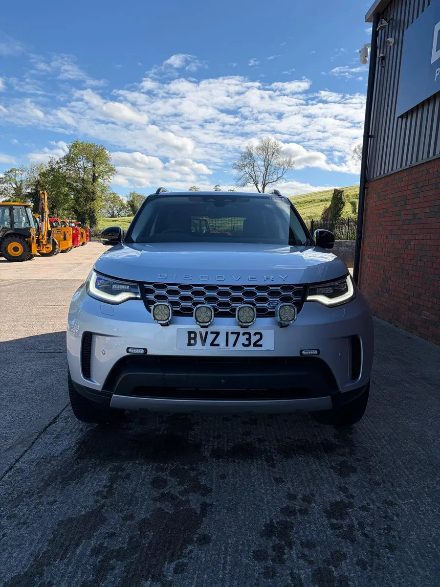 Land Rover Discovery 2024 - Image 3