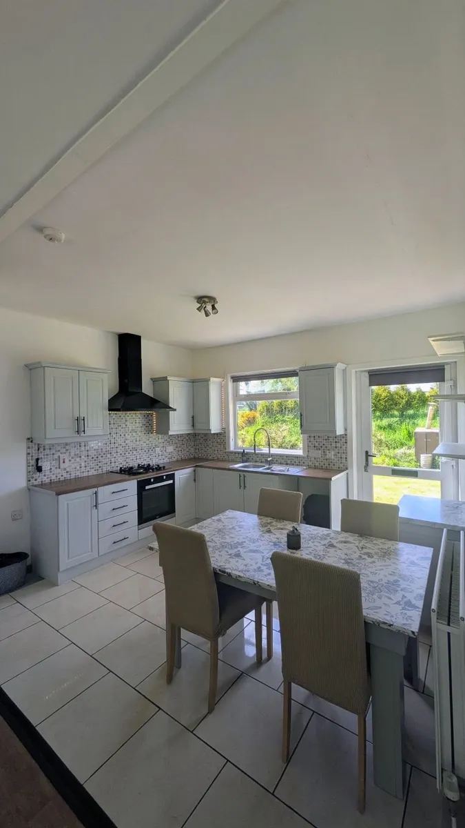 Spacious 3 Bedroom Modular Home For Sale - Image 3