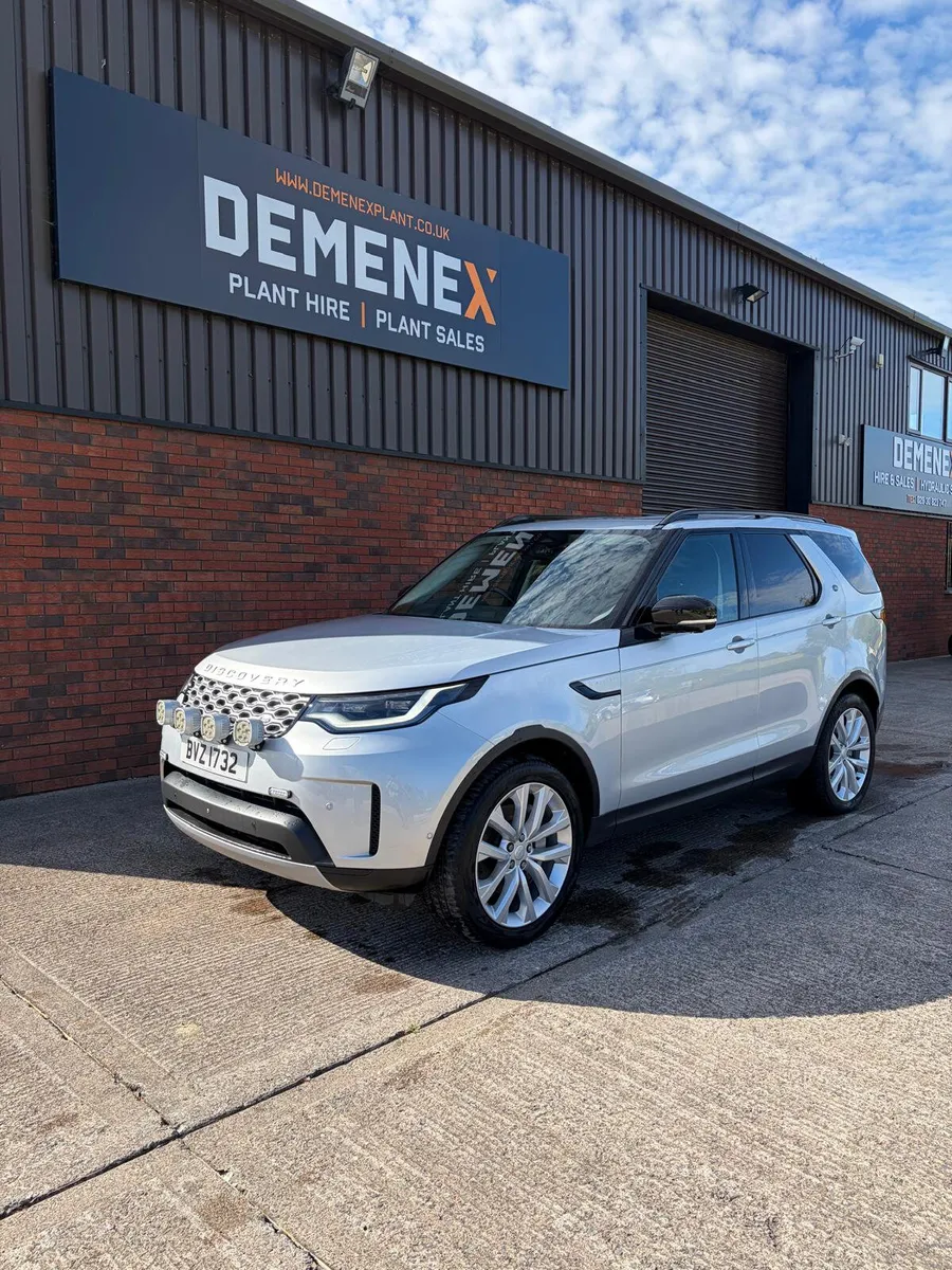 Land Rover Discovery 2024 - Image 4