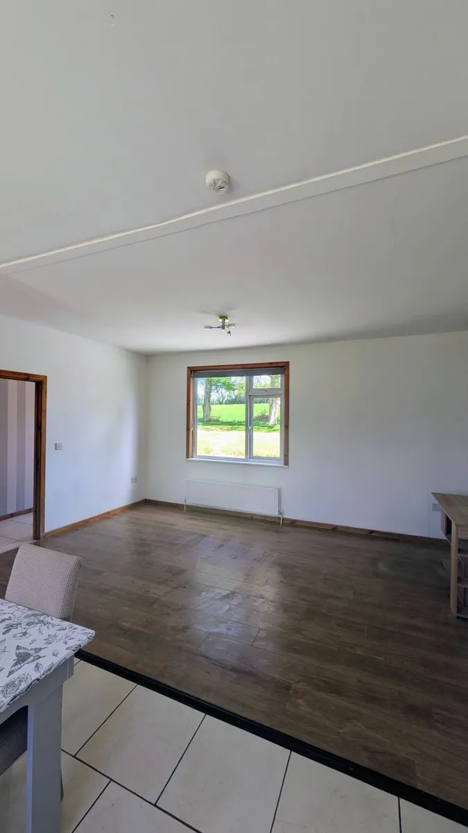 Spacious 3 Bedroom Modular Home For Sale - Image 4