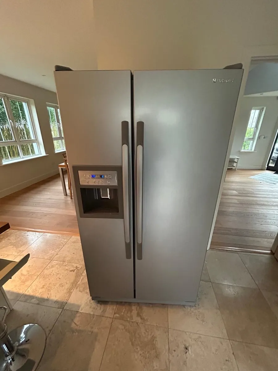 Hotpoint American Style Fridge Freezer - Image 3