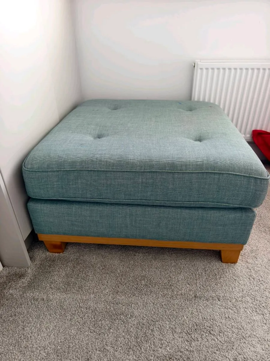 footstool - Image 1