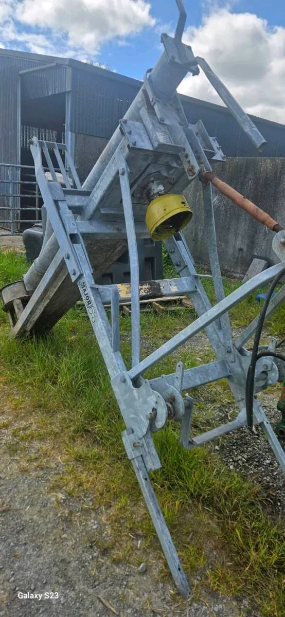 Agitator - Image 1
