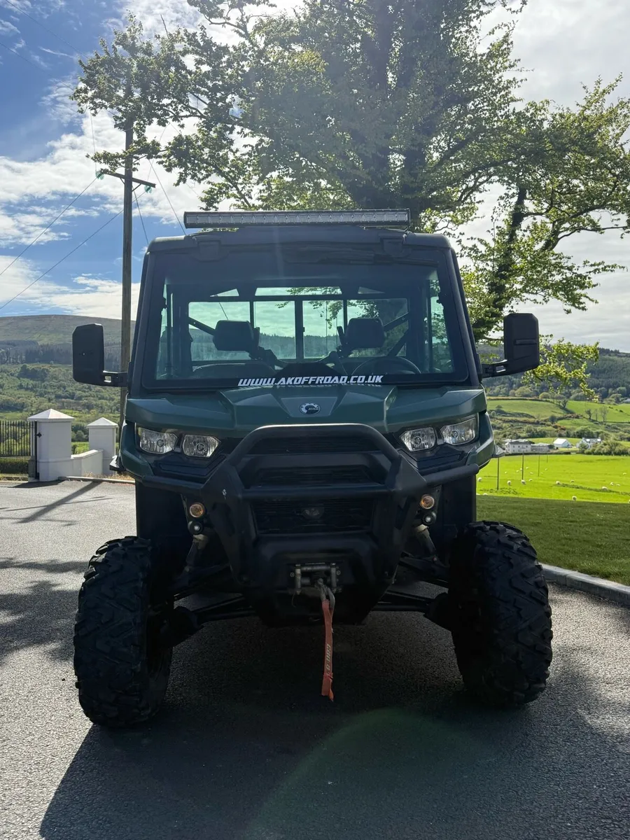 2024 Can am Traxter HD9 premium cab utv - Image 3