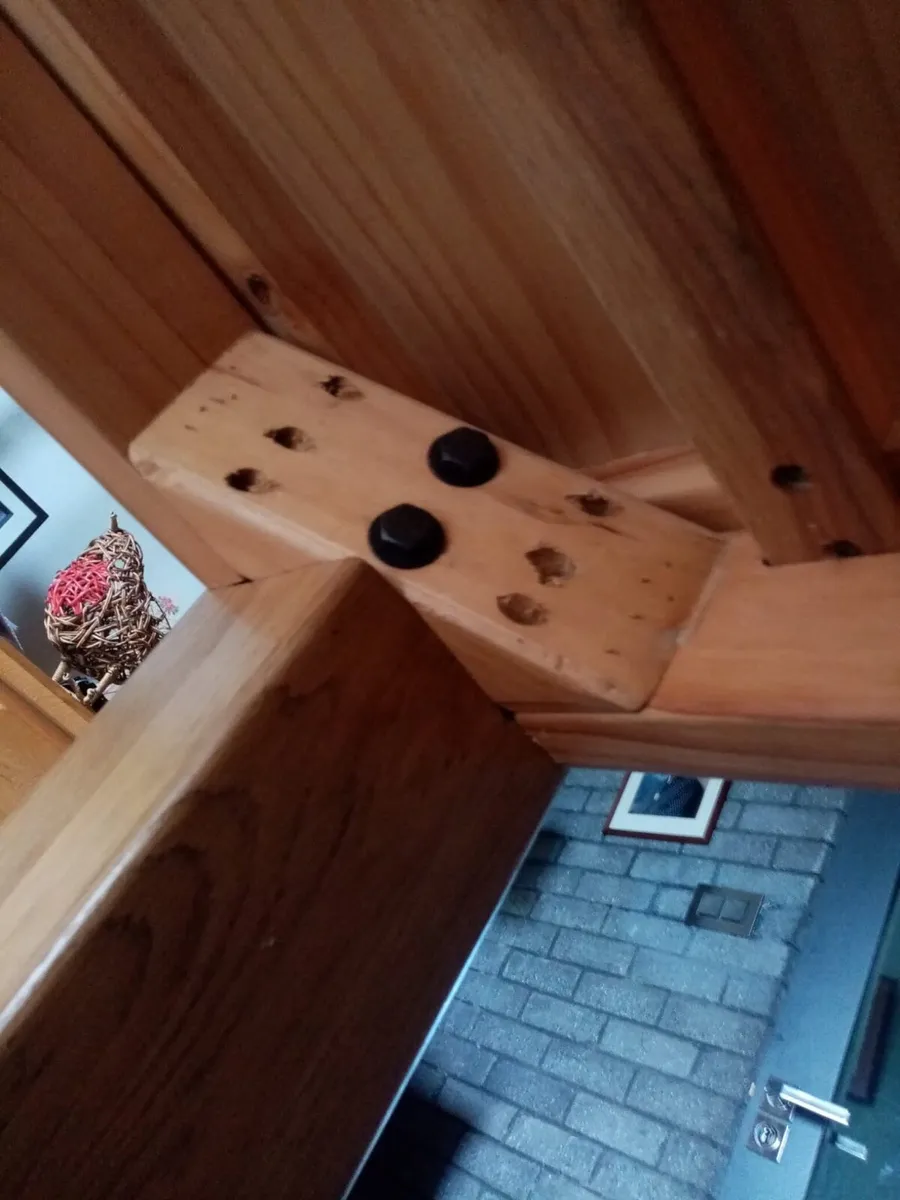 Dining table - Image 4
