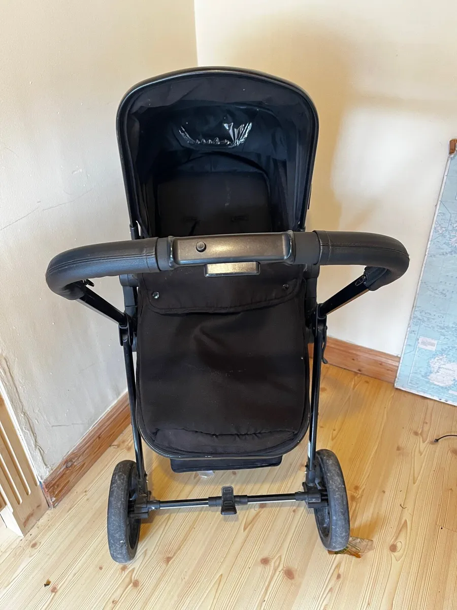 Pram - Image 4