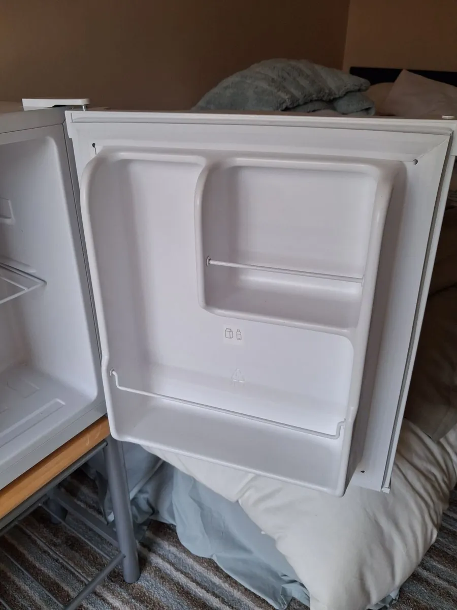 Logik mini fridge - Image 2