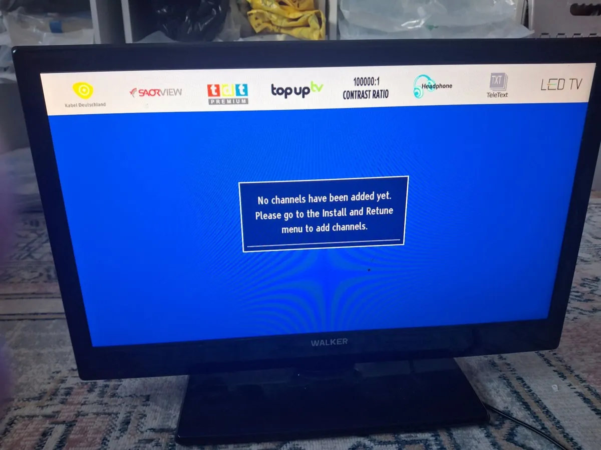 19 inch TV - Image 2