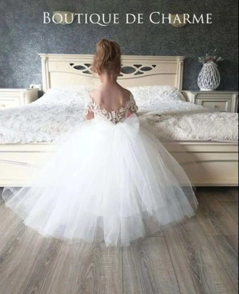 Communion dress - Image 3