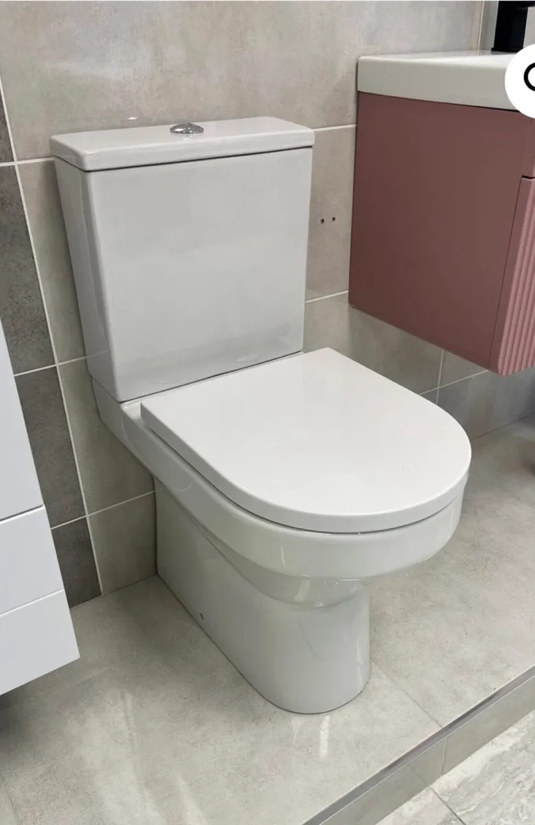 Bathroom toilets - Image 4