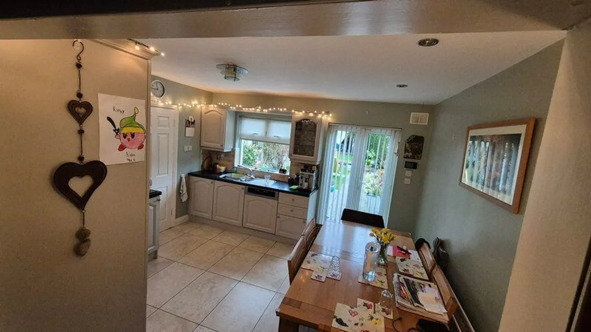 Kitchen Cabinets - Image 2