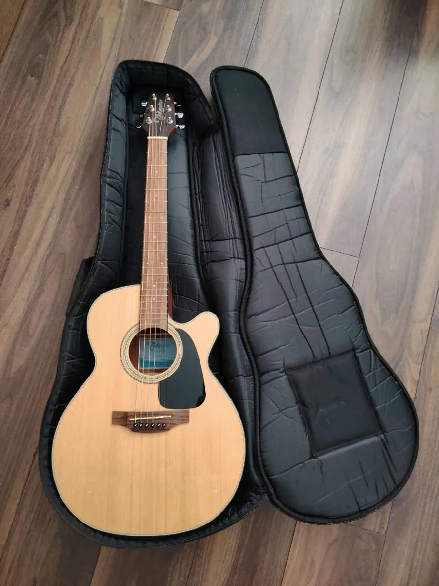 Takamine 3/4 size electro Acoustic - Image 1