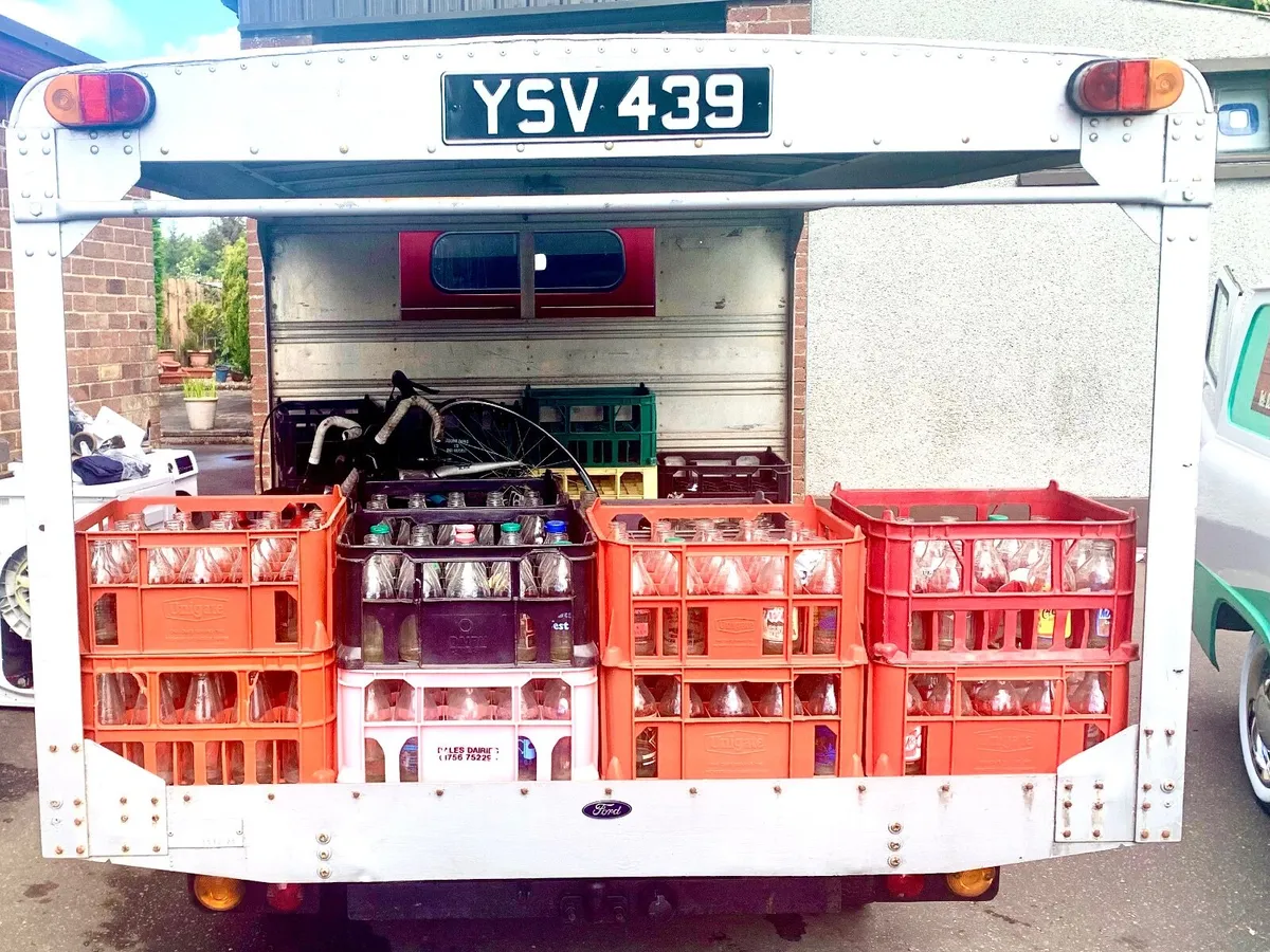 Ford Thames Milk Float 1961 - Image 3