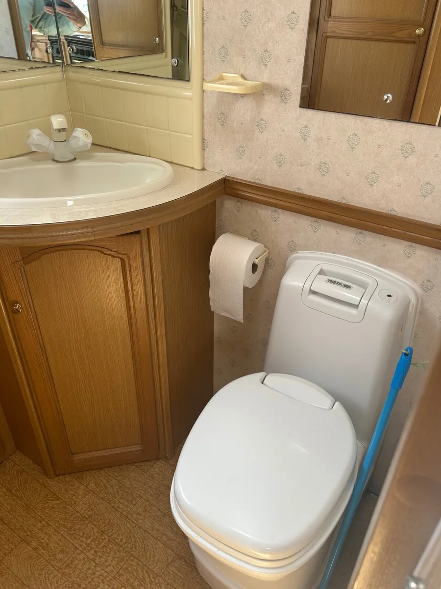2 berth Caravan Compass - Image 4