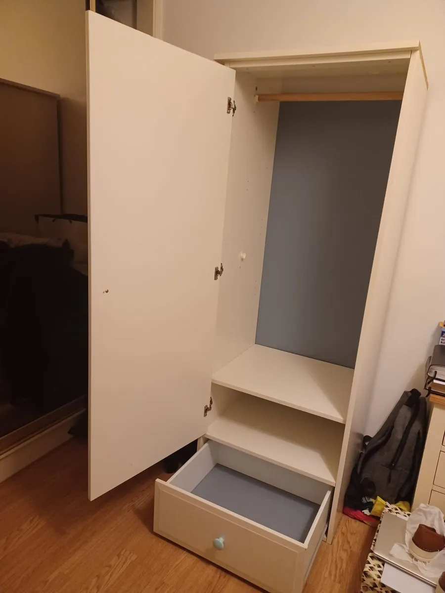 Wardrobe - Image 4
