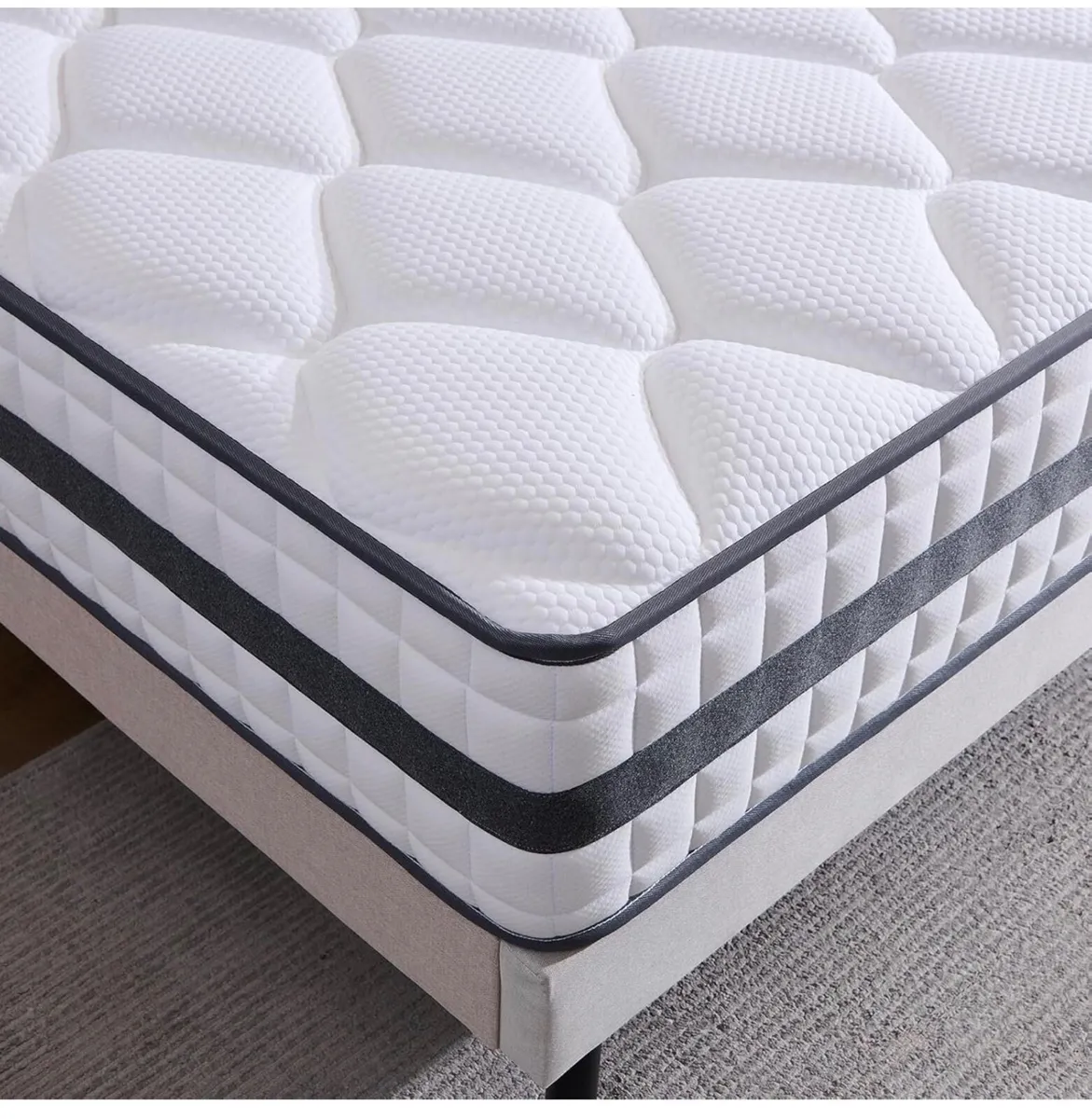 Small Double Mattress, Hybrid Memory Foam and Spri - Image 3