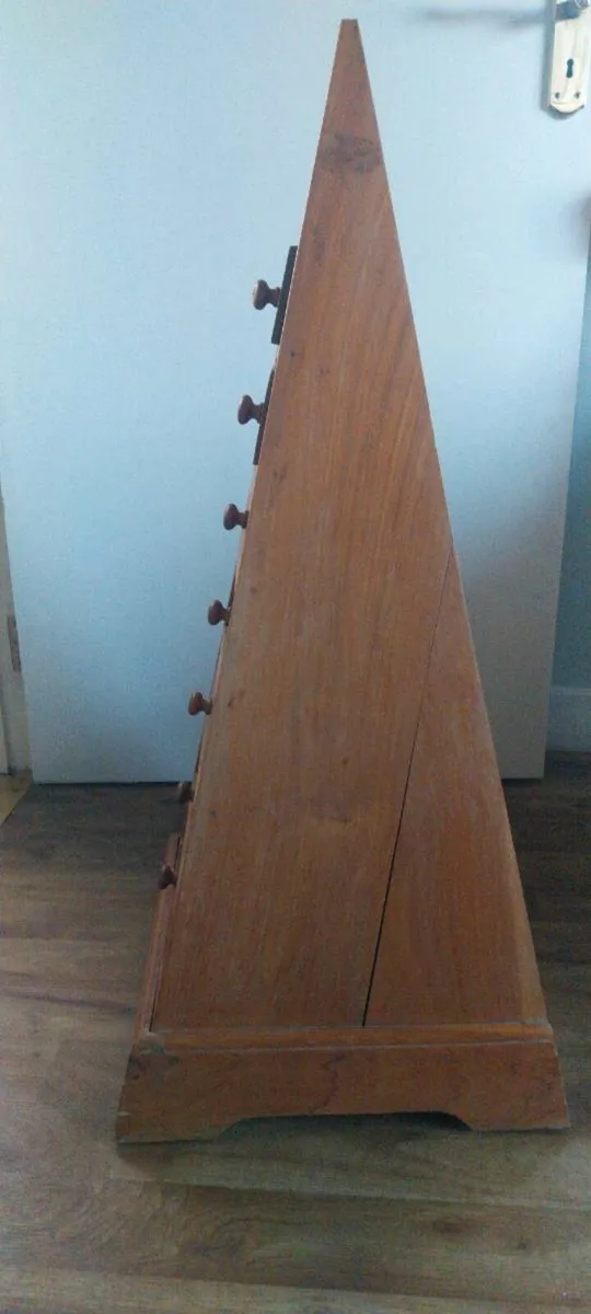 Pyramid Chest of drawers - Image 2