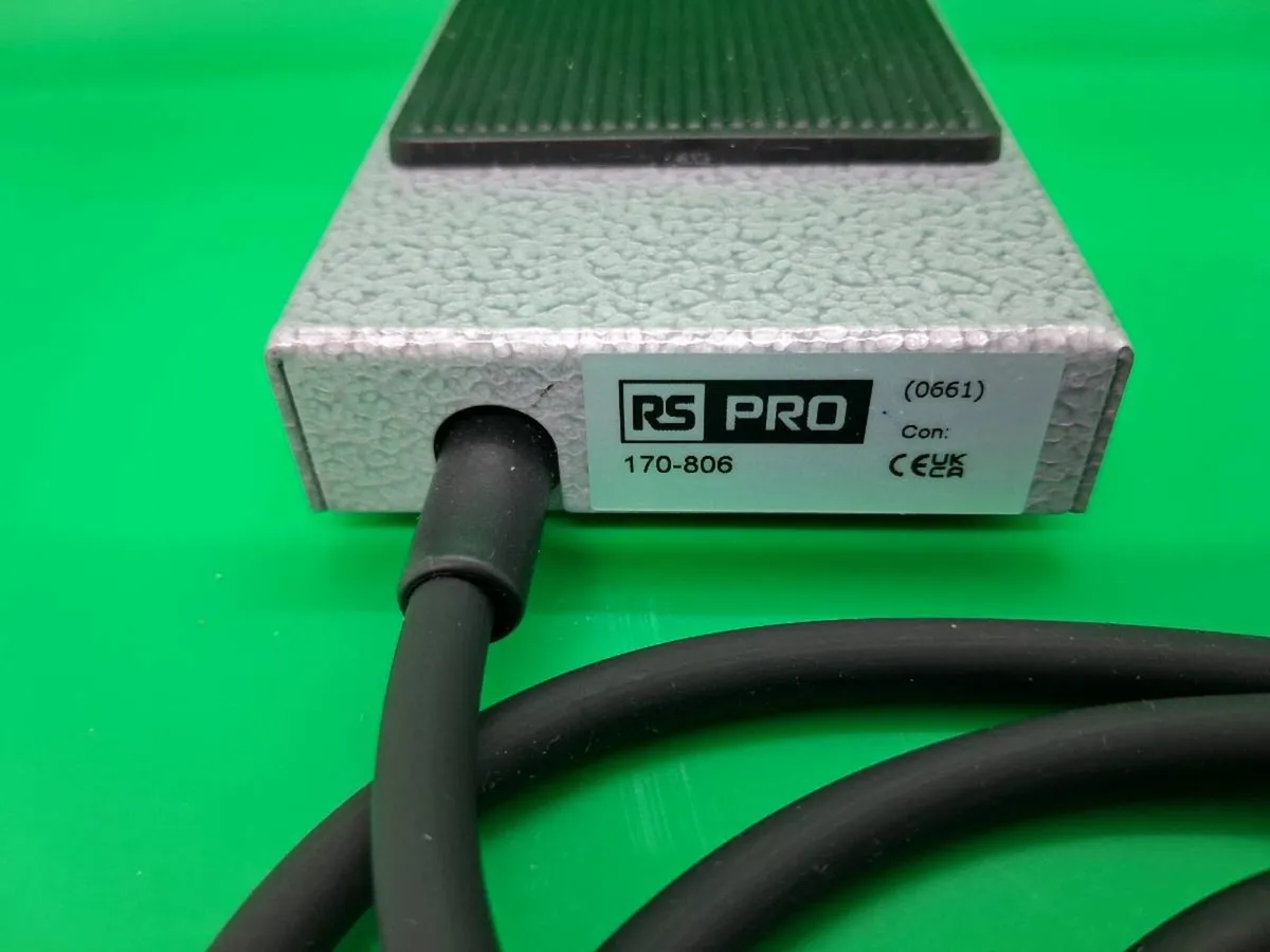 Postage - RS PRO 170 806 Foot Switch Momentary - Image 3