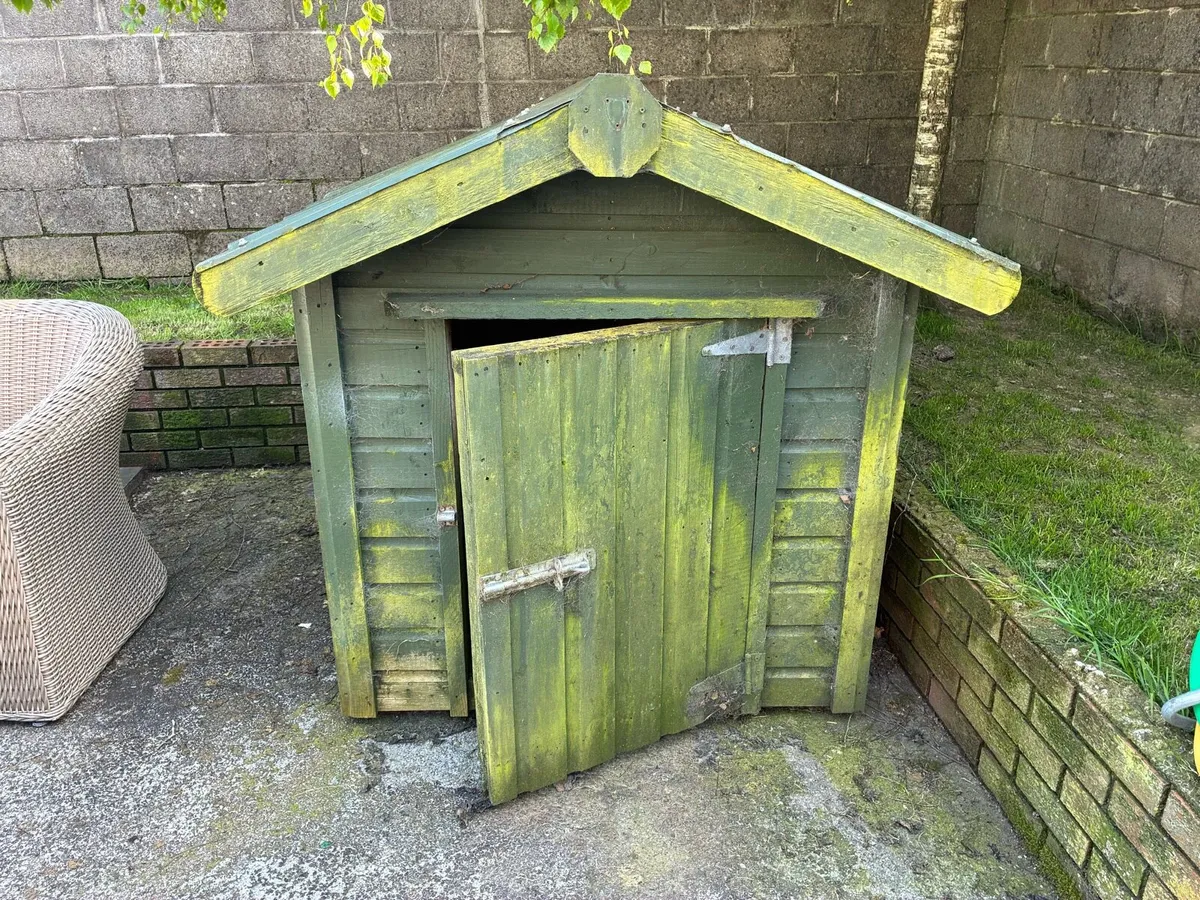 Dog Kennel - Image 1