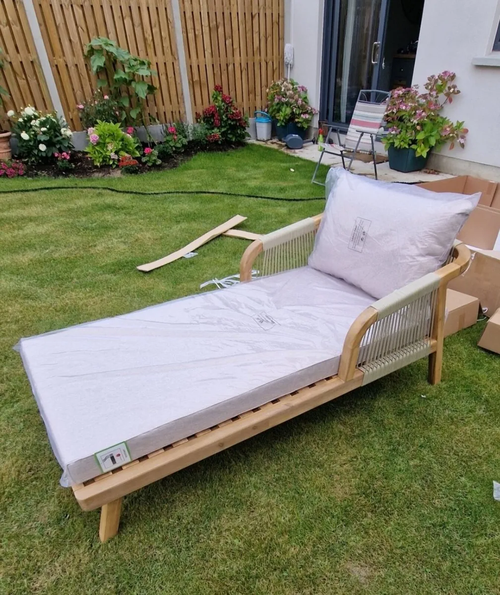 Diablo Outdoor Sun Lounger - Image 1