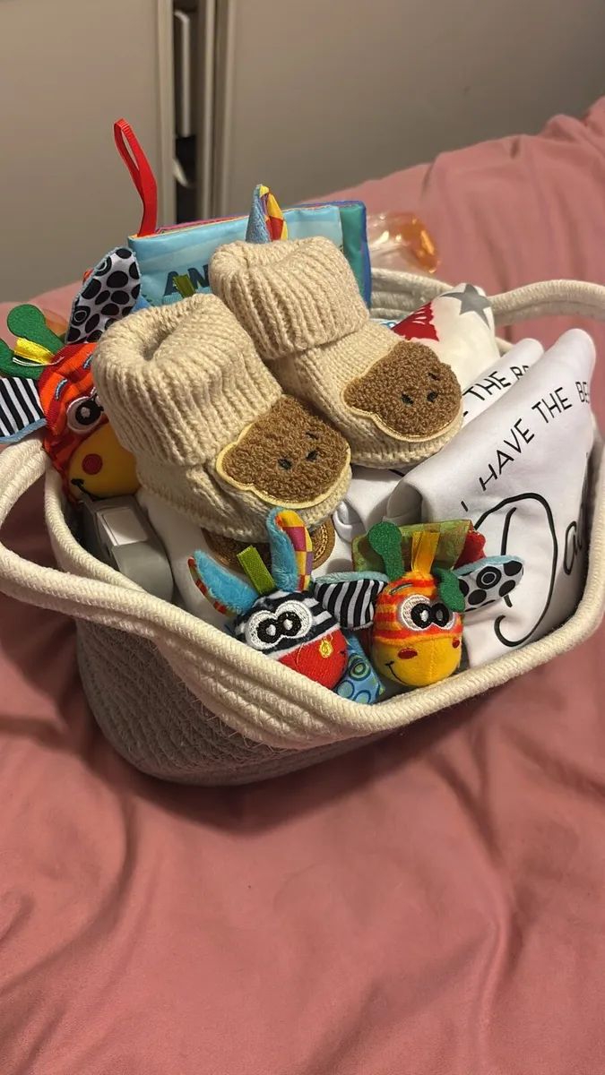New baby Hamper - Image 2