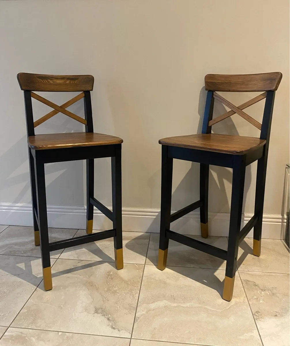 Stool chairs - Image 1