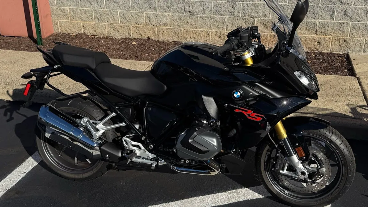 BMW R1250RS