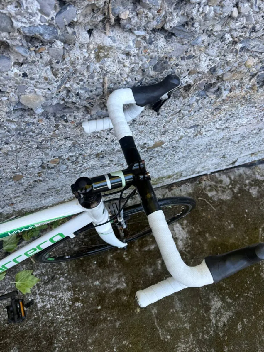 Carrera Vanquish Road Bike - Image 3