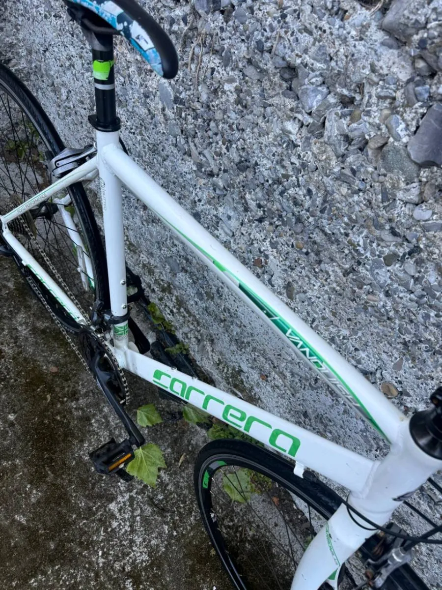 Carrera Vanquish Road Bike - Image 4