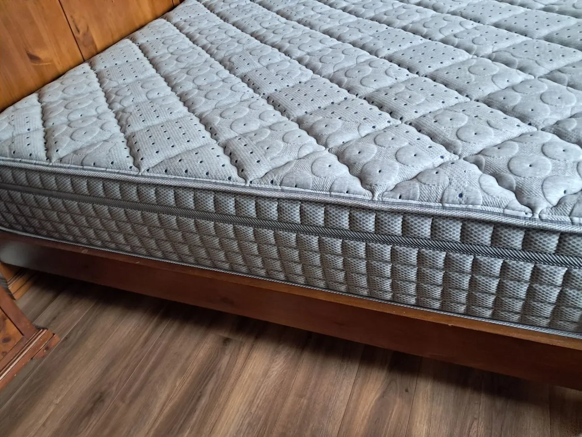 Mattress - Image 3