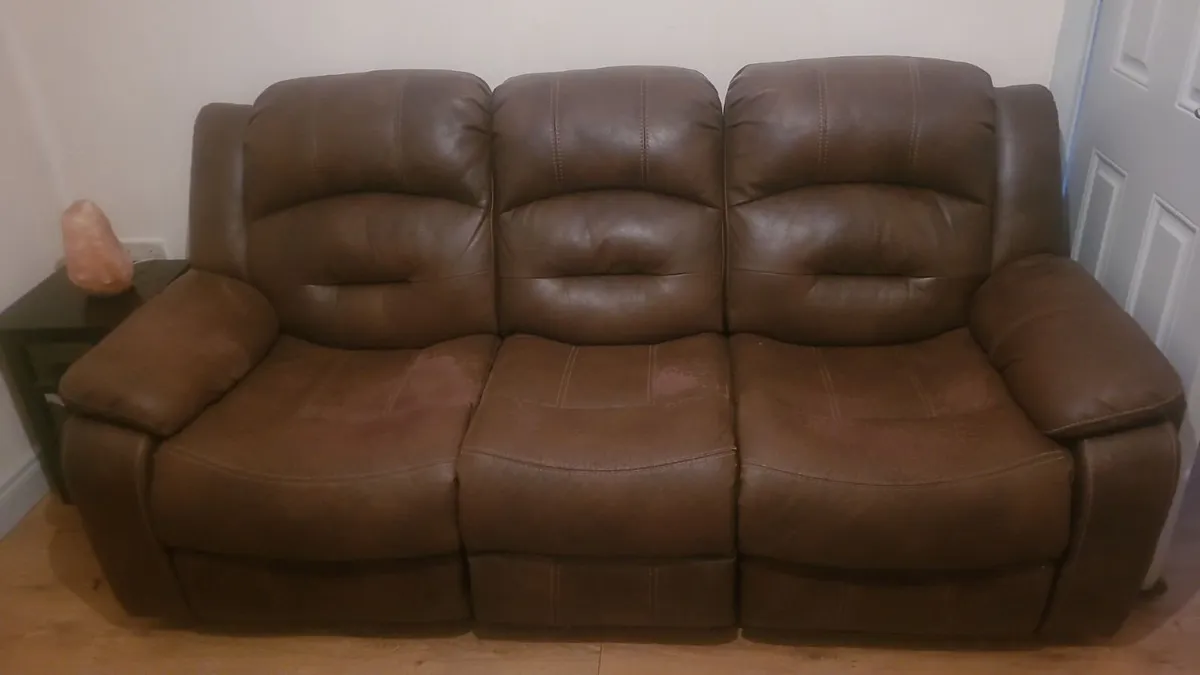 Sofa 3 Seater FREE - Image 2