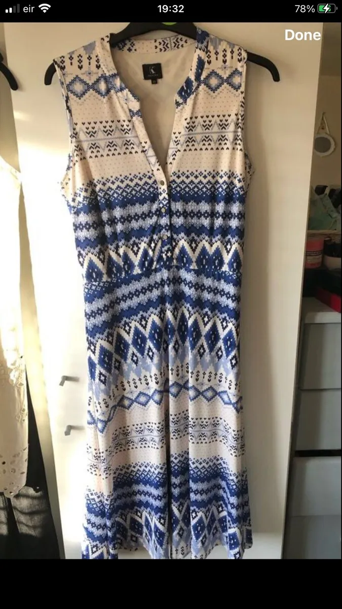 Ladies stunning dress size 10 €10 - Image 1