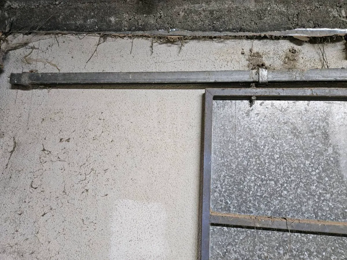 Garage / Workshop Sliding doors with pedestrian ac - Image 2