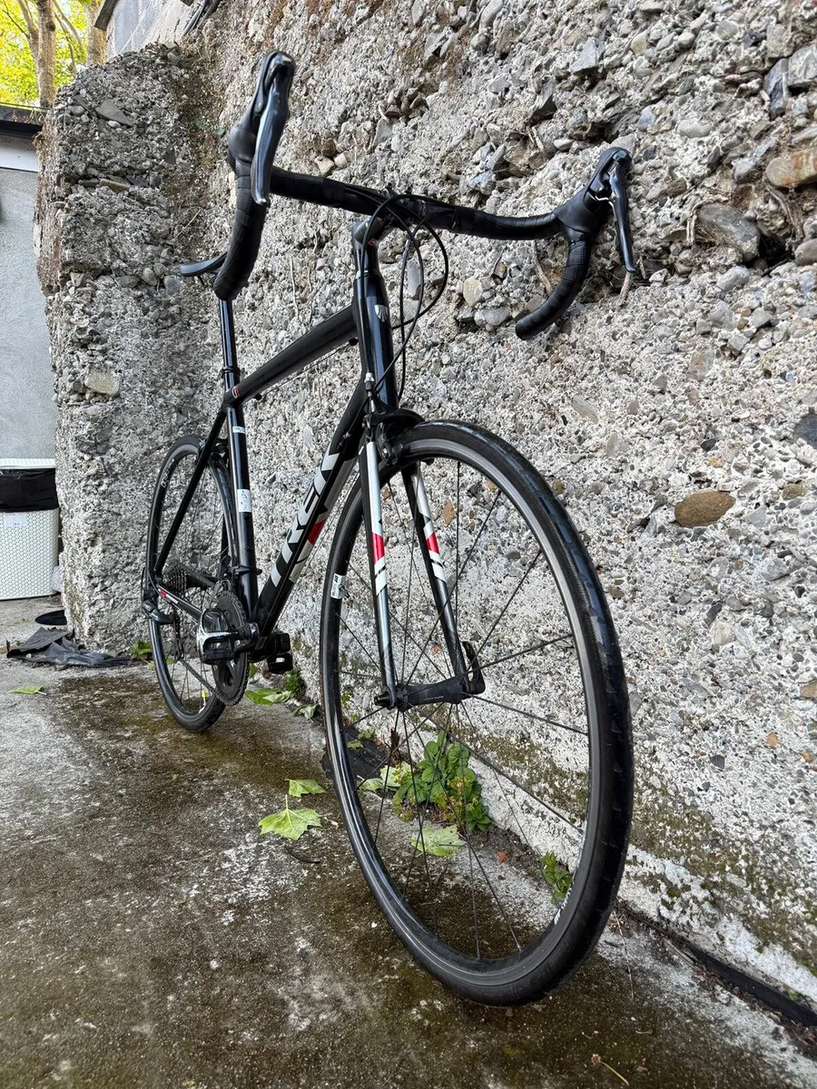 Trek One Series Road Bike - Image 3