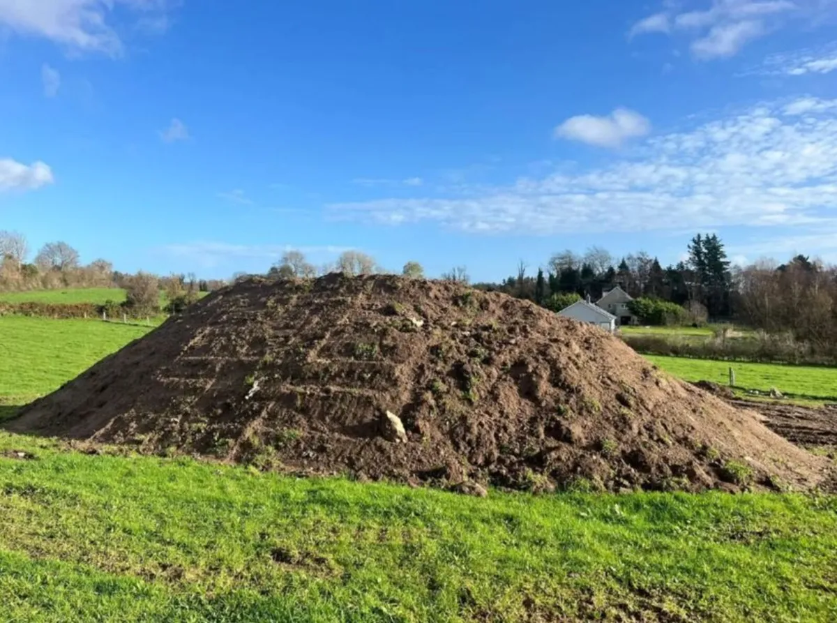 Topsoil For Sale - Image 1