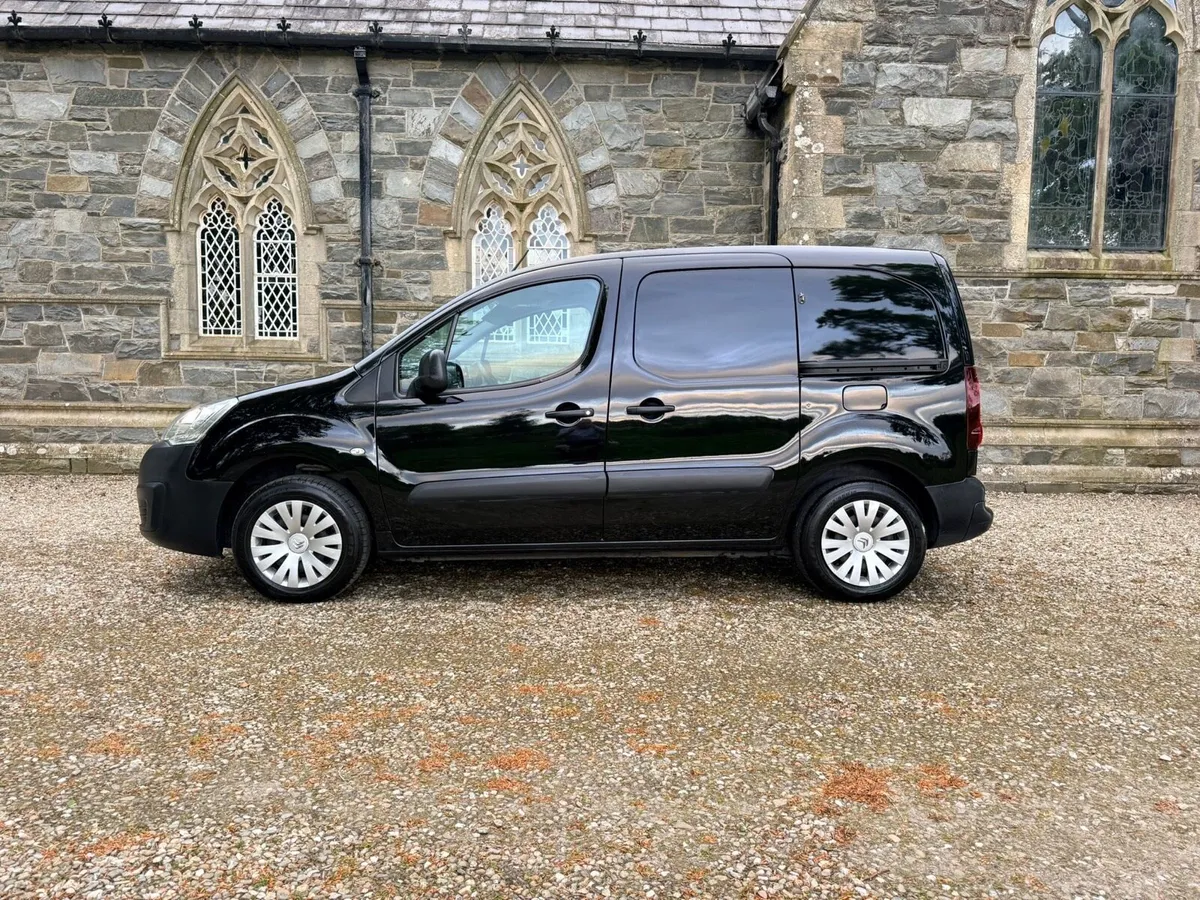 2017 Citroen Berlingo enterprise 1.6hdi 75bhp - Image 3