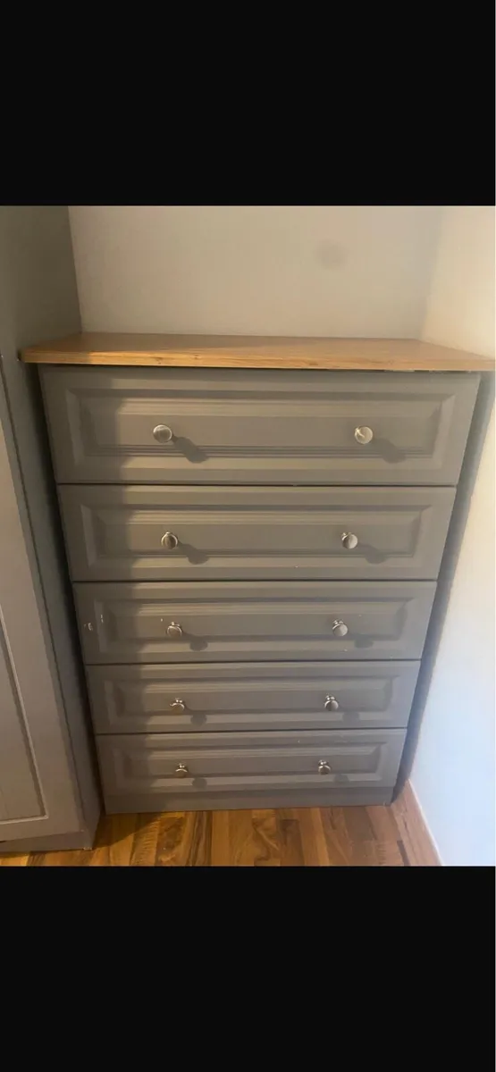 Bedroom furniture - Image 3
