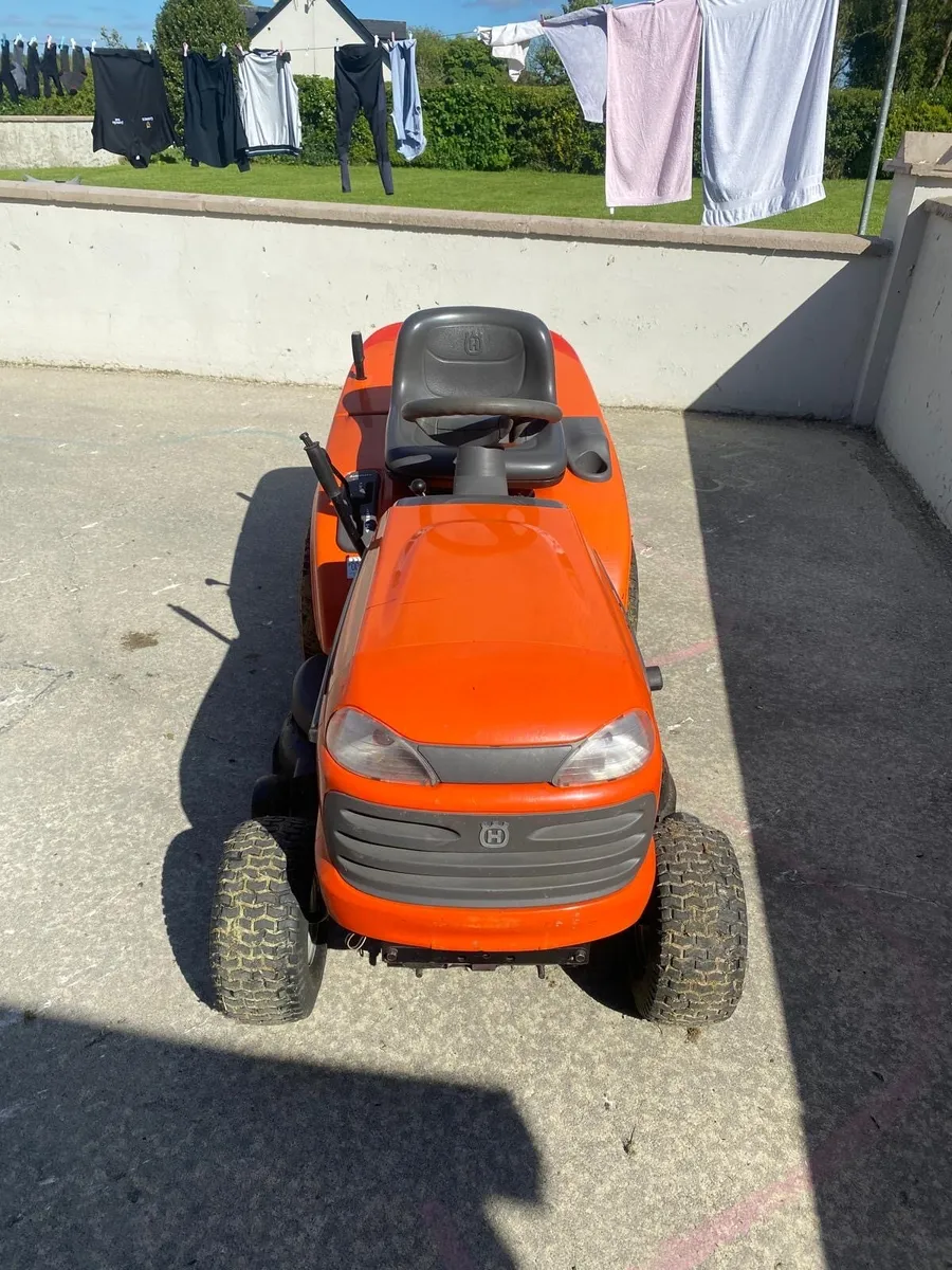 Tractor Lawnmower - Image 2
