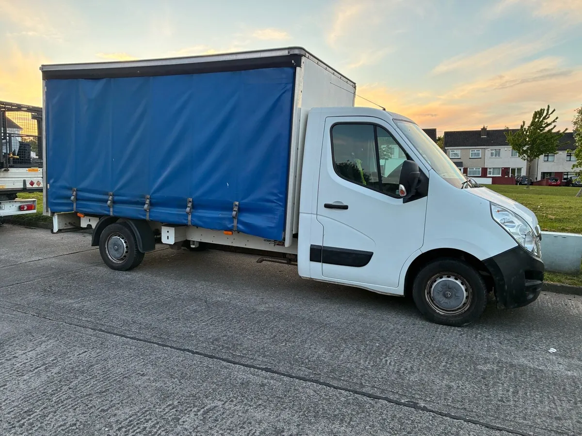 2012 Renault Master Curtainsider - Image 1