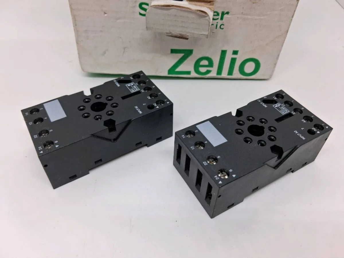 Postage - Lot of 9 Schneider Electric RUZC2M - Image 3