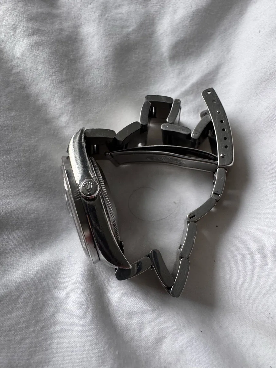 Rolex Oyster Perpetual Date - Image 4