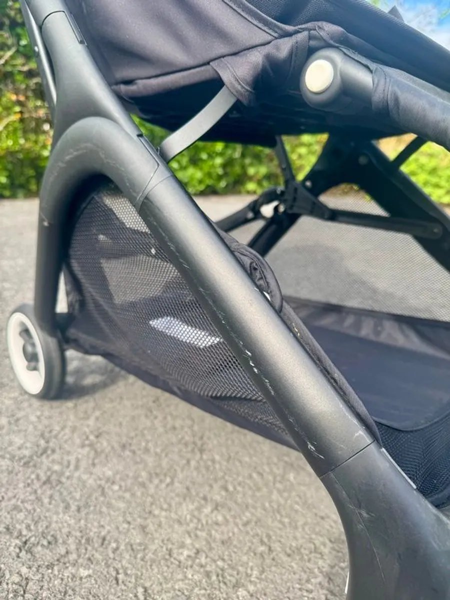 Bugaboo Butterfly Travel Stroller - Image 4