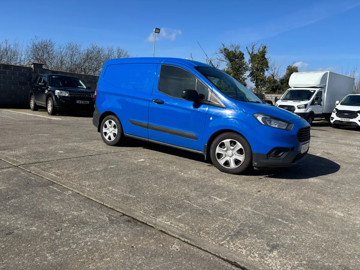 Ford Transit Courier... Trend Model... - Image 2