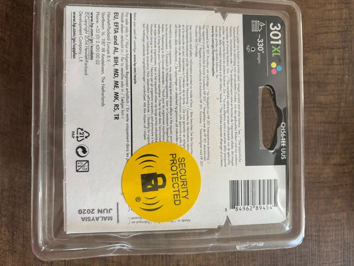 Ink cartridges - Image 1