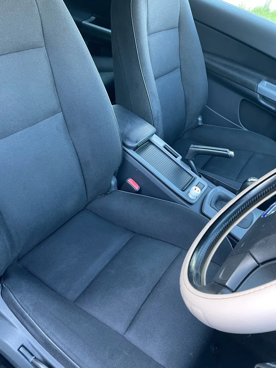 Car - Image 4